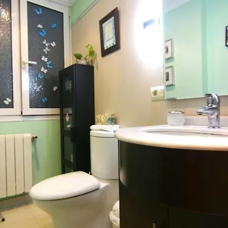 Atico Con Terraza En El Corazon De Apartment