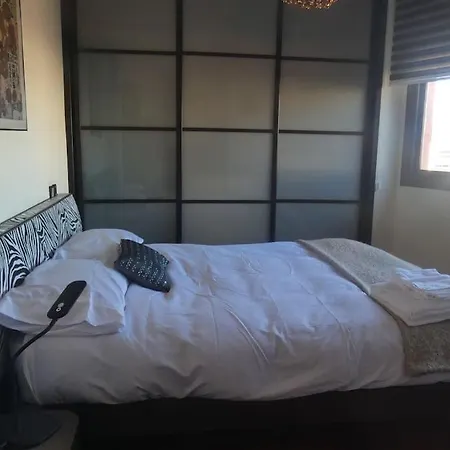 Atico Con Terraza En El Corazon De Apartamento