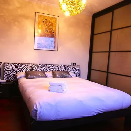 Apartamento Atico Con Terraza En El Corazon De